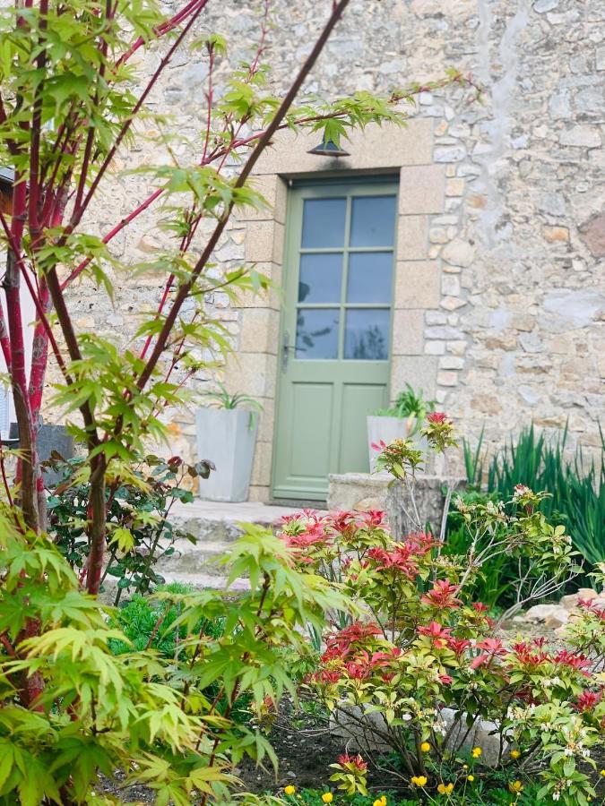 Cote Jardin Bed & Breakfast Sainte-Suzanne  Luaran gambar