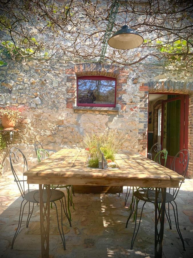 Cote Jardin Bed & Breakfast Sainte-Suzanne  Luaran gambar